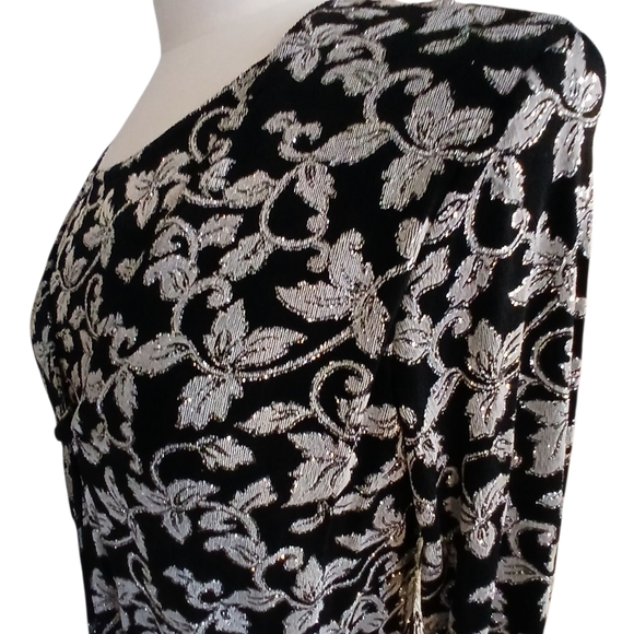 Connected Silver & Black Top - Picture 6 of 12